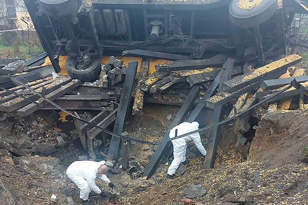 Sementara para pemimpin negara Barat berusaha meredakan ketegangan terkait dengan jatuhnya rudal di Polandia. Menurut mereka, kasus itu hanya sebuah insiden.