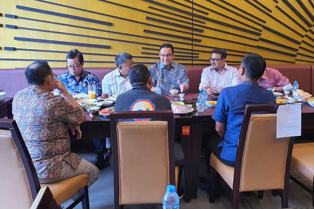 Anies pada kesempatan tersebut menyatakan tak ingin buru-buru membahas sosok calon pendampingnya pada Pemilihan Presiden (Pilpres) 2024. Ia ingin koalisi dimantapkan kemudian baru membicarakan figur calon wakil presiden (cawapres).