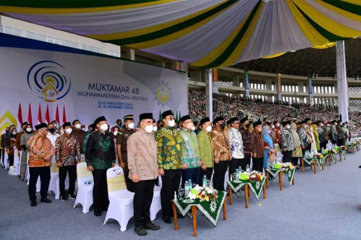 Menurutnya, Indonesia telah menyuntikkan lebih dari 440 juta dosis vaksin covid-19 kepada masyarakat dan keberhasilan penanganan pandemi tersebut menjadi fondasi penting dalam pemulihan ekonomi nasional (PEN).