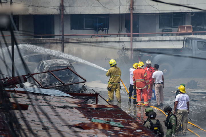 Satu orang tewas dan puluhan lainnya luka-luka setelah sebuah bom mobil meledak di luar kompleks polisi di Thailand Selatan, Selasa, 22 November 2022.