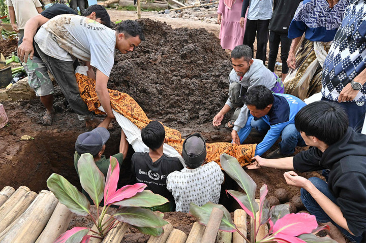 Suharyanto menjelaskan dari 268 orang tersebut, yang sudah teridentifikasi identitasnya sebanyak 122 jenazah.