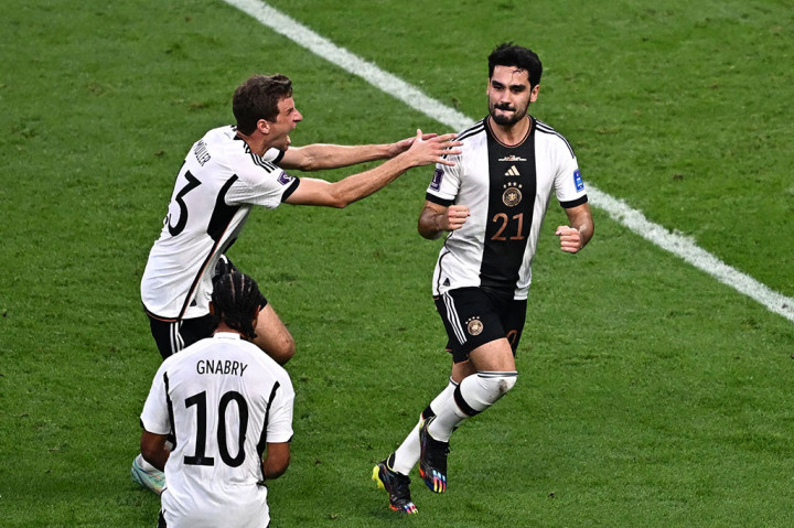 Jerman unggul lebih dulu pada menit ke-33 lewat tendangan penalti Iklay Gundogan setelah Gonda melanggar bek sayap Jerman David Raum.