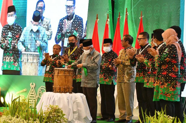 Wapres Ma'ruf Amin membuka resmi Musyawarah Nasional (Munas) ke-11 Korps Alumni Himpunan Mahasiswa Islam (KAHMI) di Kota Palu, Provinsi Sulawesi Tengah. Jumat, 25 November 2022.