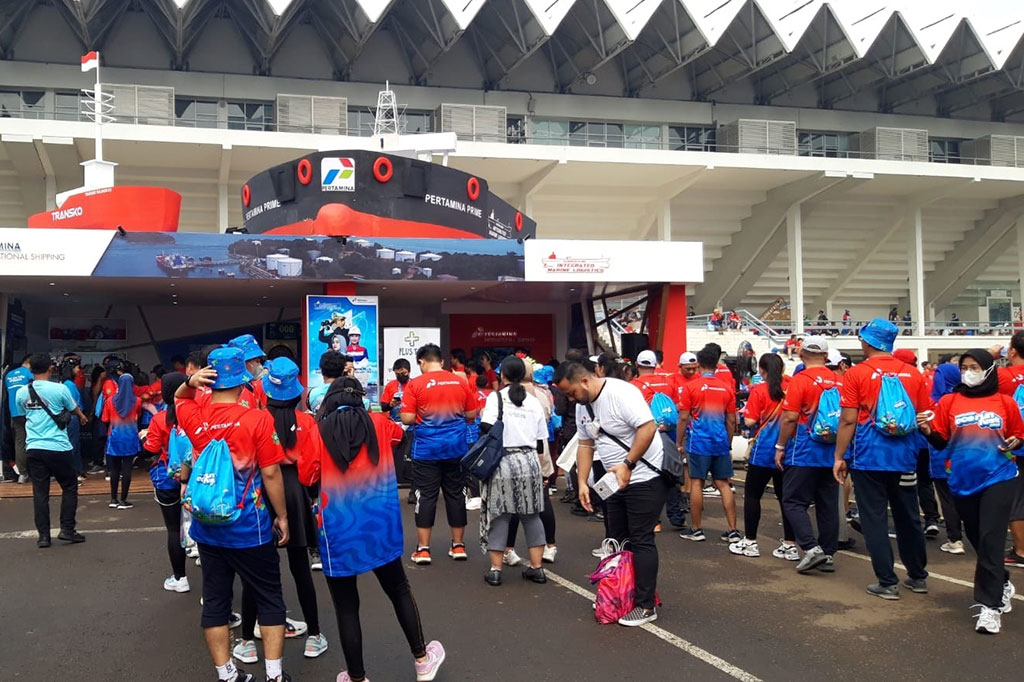 PT Pertamina (Persero) menggelar Pertamina Eco-RunFest 2022 di sekitar Istora Senayan Jakarta, Minggu, 27 November 2022. Sekitar 8.300 peserta memenuhi area. Ada tiga kategori yang dilombakan yakni 1,5K Family Run, 5K Fun Run, 10K Race, serta Half Marathon 21K.
