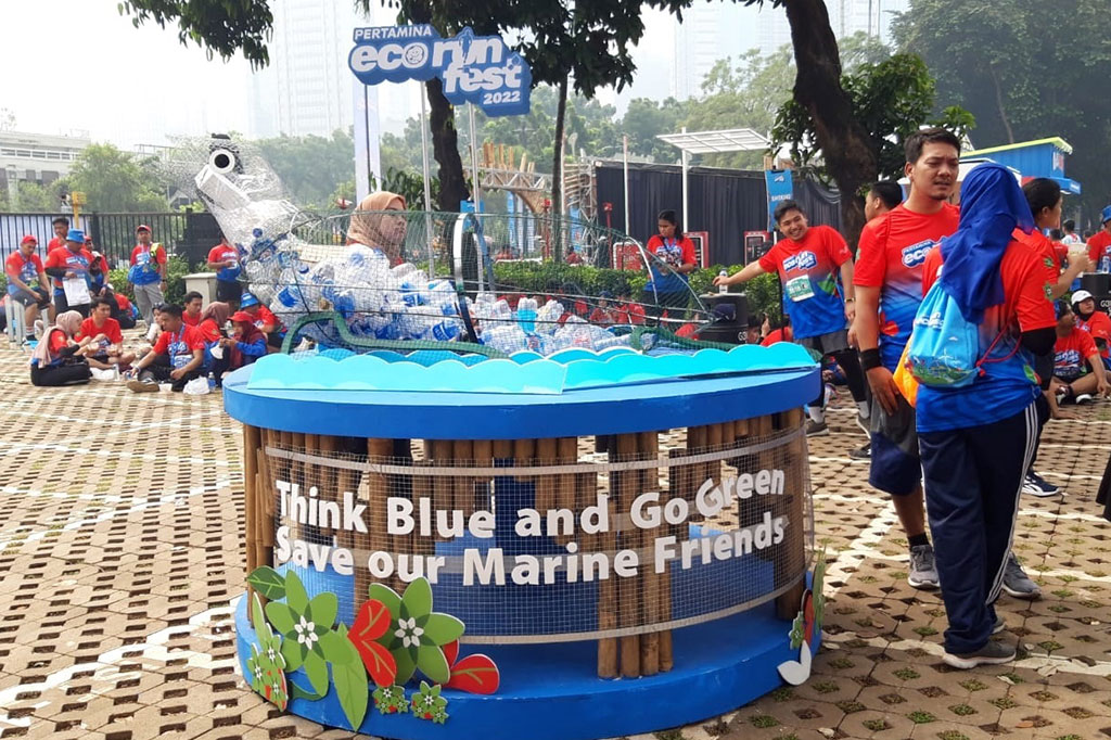 Sesuai protokol kesehatan, seluruh peserta Eco-Run dipersyaratkan telah melakukan Vaksin Ke-3 (Booster) untuk dapat mengikuti ajang lari ini. Pertamina sudah menyiapkan 235 petugas marshall, dan 30 petugas bike marshall yang akan ditempatkan per 100 meter di sepanjang rute untuk melapisi dan memisahkan para peserta dengan kendaraan. Selain itu 60 personil traffic controller juga akan ditugaskan di setiap titik rawan pada rute lari, salah satunya seperti di persimpangan jalan. 