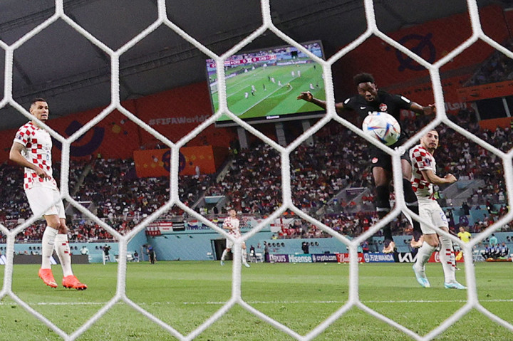 Gol yang dicetak oleh Alphonso Davies pada detik ke-68 memecahkan rekor gol tercepat sebelumnya yang dicetak oleh pemain muda Belanda, Cody Gakpo saat melawan Ekuador. Gakpo mencetak gol saat laga berjalan lima menit empat detik.