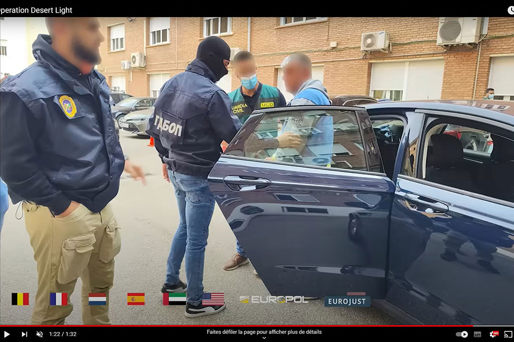 Tindakan keras di Dubai menjaring 'ikan kakap' dari Belanda, yang dilaporkan memiliki hubungan dengan tersangka bos kejahatan Belanda Ridouan Taghi, yang ditangkap di emirat Teluk pada 2019.