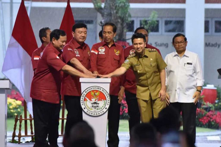 Presiden Joko Widodo meresmikan Asrama Mahasiswa Nusantara (AMN) di Surabaya, Jawa Timur, Selasa, 29 November 2022. Peresmian AMN tersebut bertujuan untuk sarana dan prasarana dalam merekatkan persaudaraan antarpelajar dari berbagai daerah di Tanah Air.