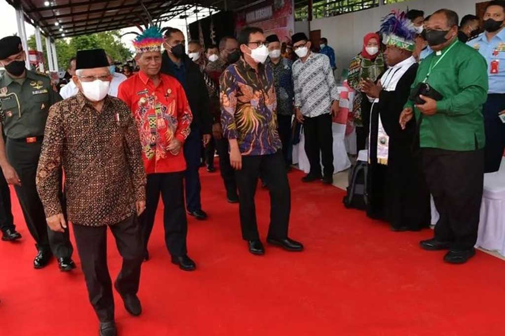 Percepatan pembangunan di tanah Papua, menurut Wapres, harus didukung bersama seluruh masyarakat dengan bekerja jujur. 