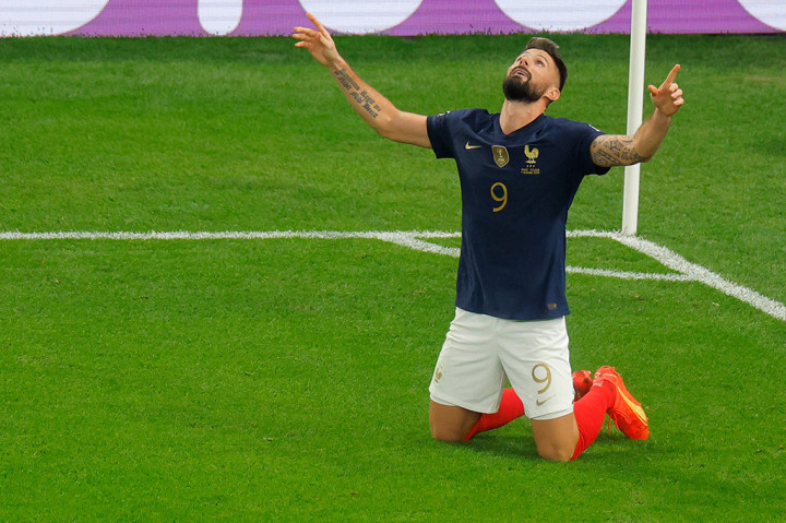 Satu gol Olivier Giroud ke gawang Polandia pada babak pertama laga 16 besar Piala Dunia 2022 Qatar, membuat striker gaek tersebut menjadi pencetak gol terbanyak sepanjang masa Prancis dengan 52 gol.
