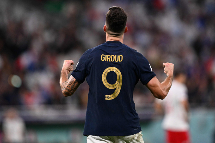 Penyerang AC Milan itu memecahkan rekor tersebut dalam penampilan ke-117 bersama Prancis, padahal Henry membuat 51 gol dari 123 cap antara 1997 dan 2010.