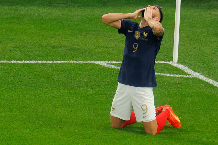 Gol Olivier Giroud ke gawang Polandia pada babak pertama membuat striker itu menjadi pencetak gol terbanyak sepanjang masa timnas Prancis dengan 52 gol.