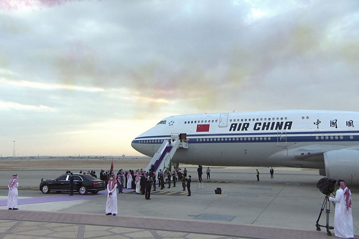 Kunjungan kenegaraan Xi ke Arab Saudi akan menjadi kunjungan pertamanya ke negara Timur Tengah setelah Kongres Nasional ke-20 Partai Komunis Tiongkok (CPC), dan kunjungan keduanya ke Arab Saudi dalam enam tahun terakhir.