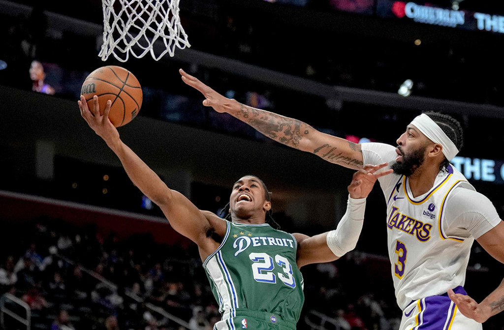 Bojan Bogdanovic mengemas 38 poin untuk Pistons disusul Jaden Ivey dengan 16 poin, Saddiq Bey menambahkan 14 poin serta Alec Burks dengan raihan 11 poin.