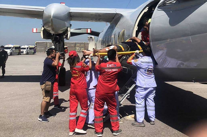 Sebelumnya pada Selasa, komandan angkatan laut Pichai Lorchusakul mengonfirmasi bahwa tim penyelamat telah menemukan seorang korban bernama Chananyu Gansriya yang berusia 23 tahun dalam keadaan sehat, dari provinsi Loei.