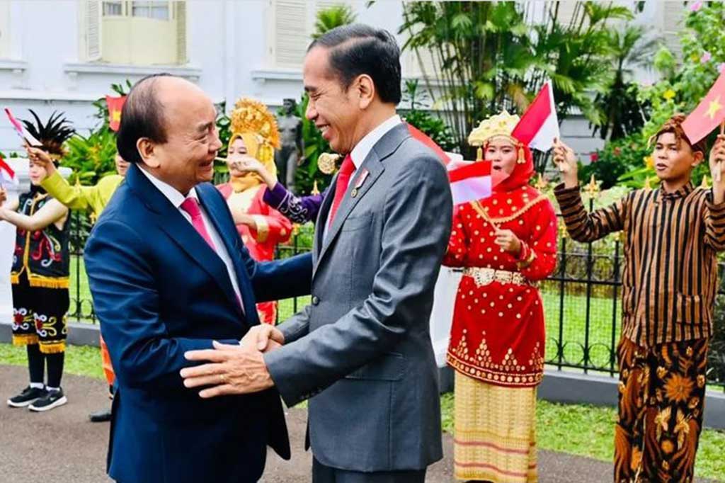 Presiden Joko Widodo menerima kunjungan kenegaraan Presiden Republik Sosialis Vietnam Nguyen Xuan Phuc di Istana Kepresidenan Bogor, Kamis, 22 Desember 2022.
