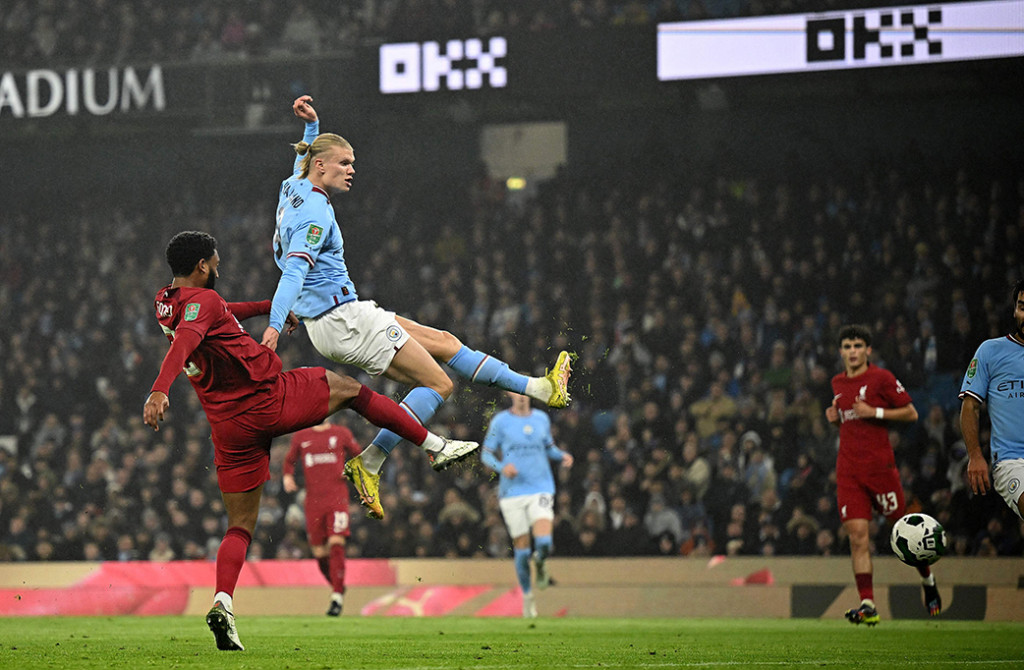 Setelah gagal mencetak gol pada menit-menit awal, Erling Haaland akhirnya berhasil memecah kebutuan pada menit ke-10 meneruskan umpan silang De Bruyne. Ini merupakan gol ke-24 nya musim ini.