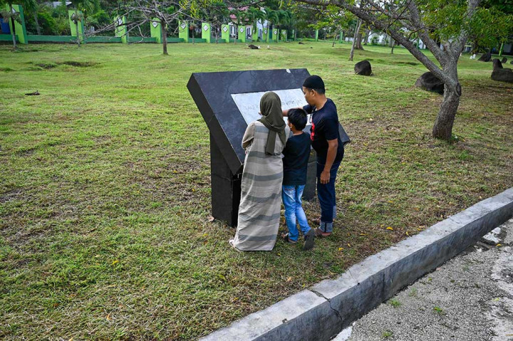 Gempa bumi berkekuatan 9,2 SR di Samudera Hindia yang diikuti gelombang tsunami pada Minggu 26 Desember 2004 atau 18 tahun lalu tersebut mengakibatkan 230.000 jiwa meninggal dunia di 13 Negara sepanjang Samudera Hindia.