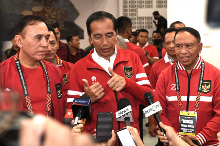 Meski Timnas Indonesia ditahan imbang 1-1 oleh Thailand, Presiden Joko Widodo tetap optimistis Tim Merah Putih bisa menjadi juara Piala AFF pada tahun ini.