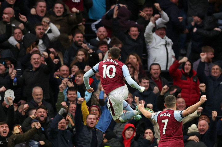 Pada babak kedua Aston Villa kembali mengambil inisiatif menyerang terlebih dahulu dan mampu unggul lebih dulu pada menit ke-50 melalui gol yang dicetak oleh Emiliano Buendia.