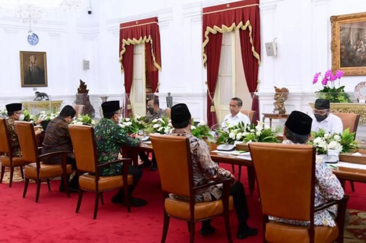 Yahya mengatakan bahwa Presiden Jokowi juga memberikan arahan agar NU dapat terus melakukan konsolidasi secara intensif dalam menjalankan tugas dan menghadapi tantangan.