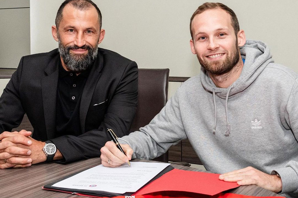 Eks pemain Manchester United itu kemudian menandatangani kontrak jangka pendek dengan raksasa Jerman itu hingga Juni 2023 atau hanya enam bulan.