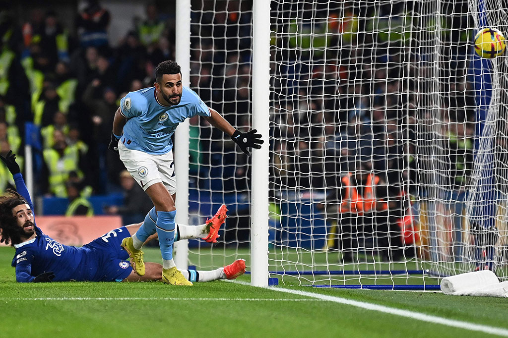 City berhasil memecah kebuntuan pada menit ke-63.  Jack Grealish mengirim umpan tarik dari kiri yang diselesaikan dengan mudah oleh Mahrez menjadi gol. City memimpin 1-0. 