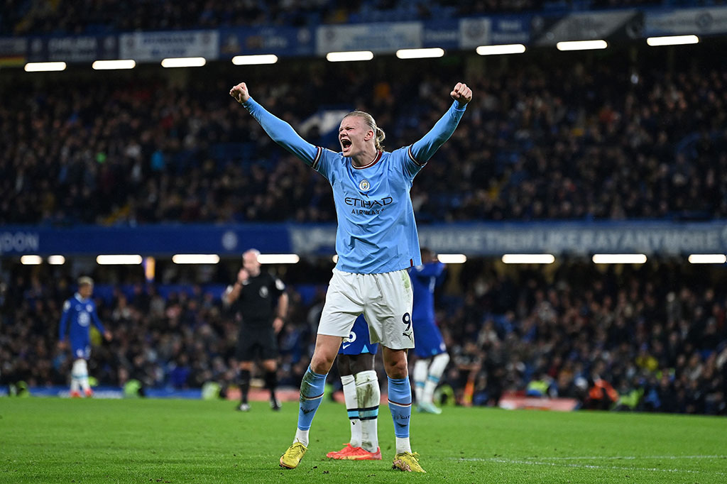 Kemenangan ini membuat City mengumpulkan 39 poin dan memangkas jarak menjadi lima angka dengan pemuncak klasemen sementara, Arsenal. Sementara itu Chelsea masih tertahan di posisi sepuluh dengan 25 poin.