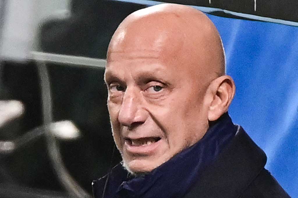 Mantan striker Sampdoria, Juventus, Chelsea, dan timnas Italia Gianluca Vialli meninggal dalam usia 58 tahun akibat kanker pankreas.
