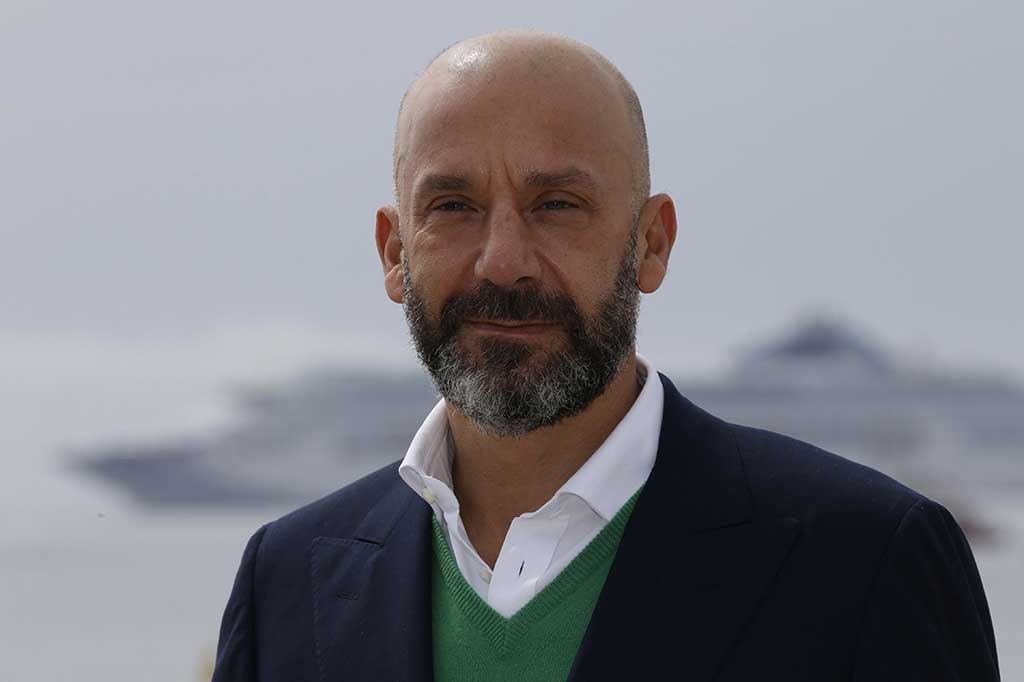Vialli didiagnosis menderita kanker pada 2017 dan dinyatakan sembuh pada 2020. Namun pada Desember 2021 dia mengumumkan kembali mengidap kanker.