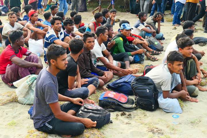 Pantauan Medcom.id di lokasi para pengungsi rohingya terdampar di wilayah tersebut pada Minggu, 8 Januari 2023, sekitar pukul 16.00 WIB. Mereka tampak sehat, namun ada satu pengungsi yang sedang hamil.