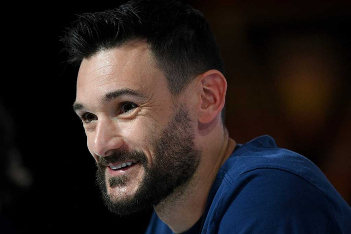 Kapten dan kiper tim nasional (timnas) Prancis, Hugo Lloris, Selasa, 10 Januari 2023, mengumumkan pensiun dari sepak bola internasional, setelah 14 tahun membela negaranya.