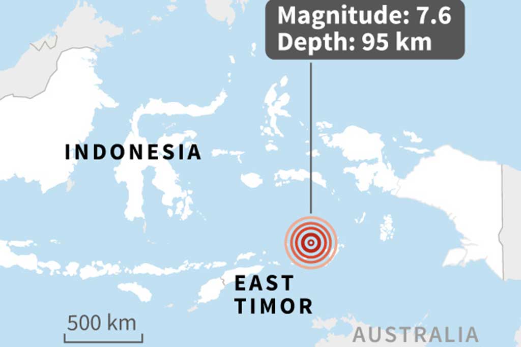 Menurut Badan Meteorologi, Klimatologi, dan Geofisika (BMKG), gempa dengan magnitudo 7,9 yang terjadi pada Selasa pukul 02.47 WIT pusatnya berada di laut pada kedalaman 131 km di koordinat 7,25 Lintang Selatan dan 130,18 Bujur Timur, sekitar 148 km barat laut Maluku Tenggara Barat.