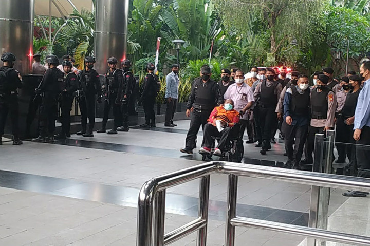 KPK memastikan memenuhi seluruh prosedur hukum terkait penanganan kasus Lukas Enembe. 