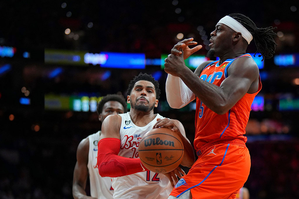 Tyrese Maxey mengikuti dengan 17 poin, Tobias Harris memperoleh 13 poin, dan Georges Niang 10 poin, tapi Sixers harus menderita kekalahan kedua dari empat penampilan terakhir.