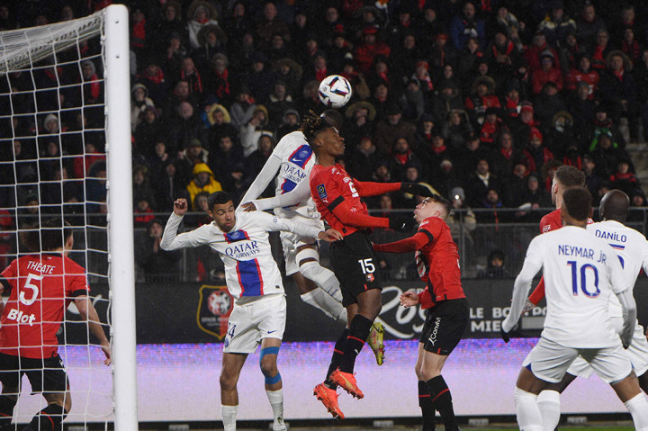 Hingga babak kedua berakhir, PSG gagal menyamakan kedudukan. Rennes menang tipis 1-0 atas Lionel Messi dan kawan-kawan.