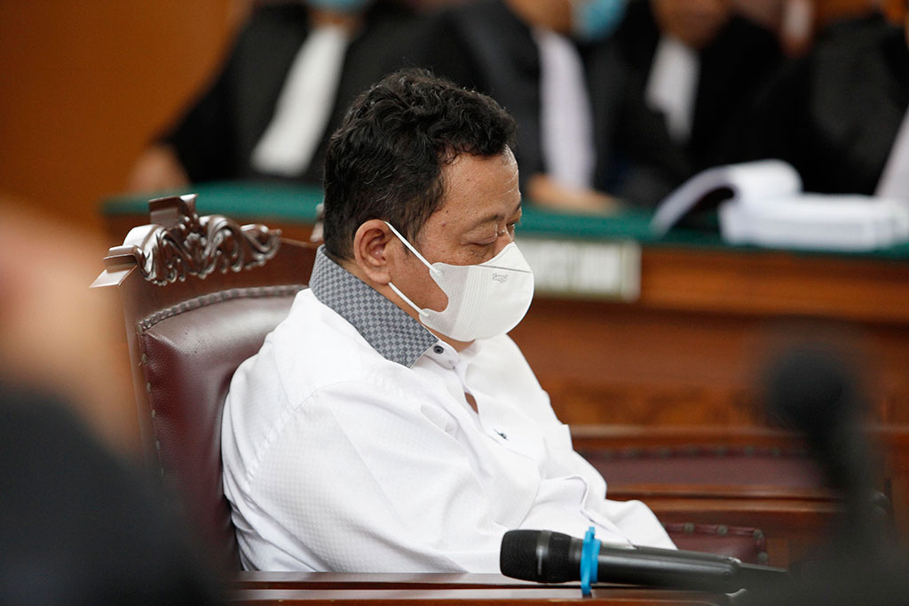 Jaksa penuntut umum (JPU) menuntut terdakwa kasus pembunuhan berencana Brigadir Nofriansyah Yosua Hutabarat (Brigadir J), Kuat Ma'ruf, hukuman pidana penjara delapan tahun dalam sidang pembacaan tuntutan di Pengadilan Negeri (PN) Jakarta Selatan, Senin, 16 Januari 2023.