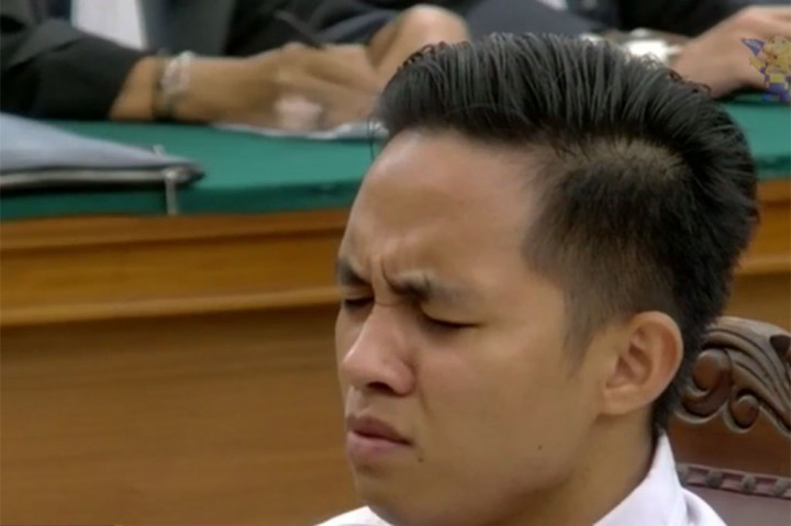 Tim Jaksa Penuntut Umum menuntut terdakwa kasus pembunuhan berencana Brigadir Nofriansyah Yosua Hutabarat (Brigadir J), Richard Eliezer atau Bharada E, untuk menjalani hukuman pidana 12 tahun penjara.