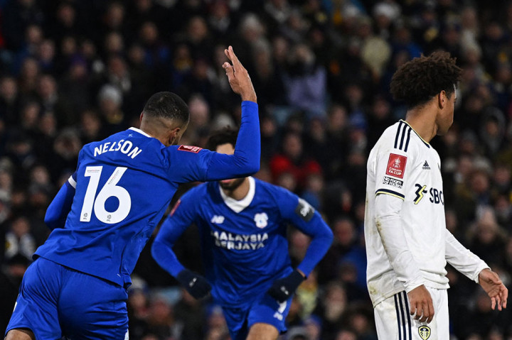 Cardiff kemudian memperkecil ketertinggalan pada menit ke-84 lewat tandukan Callum Robinson. Robinson kemudian berhasil mengonversi penalti menjadi gol pada menit ke-93, menyusul handball Marc Roca. Skor 5-2 untuk Leeds bertahan hingga laga usai. 