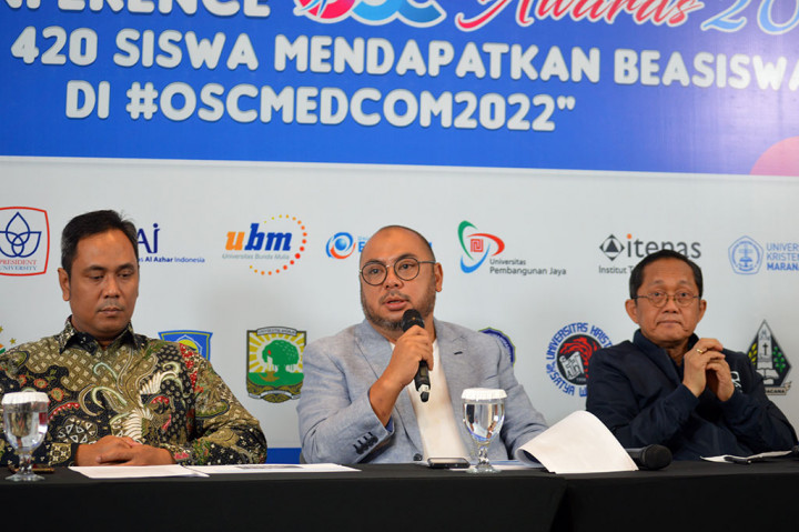 Sementara itu Ketua Yayasan Surya Edukasi Bangsa Mohammad Mirdal Akib berharap pada OSC 2023 yang akan datang jumlah penerima beasiswa dapat bertambah. 