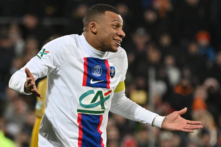 Tambahan lima gol membawa Mbappe menyamai rekor 29 gol terbanyak sepanjang masa dalam Piala Prancis yang selama ini dipegang legenda Jean-Pierre Papin. 