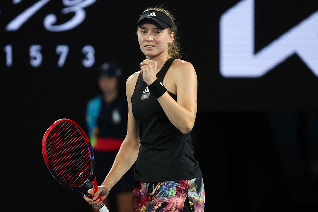 Dia selanjutnya akan bertemu dengan petenis Amerika Jessica Pegula atau petenis Belarus Victoria Azarenka untuk memperebutkan satu tempat di final.