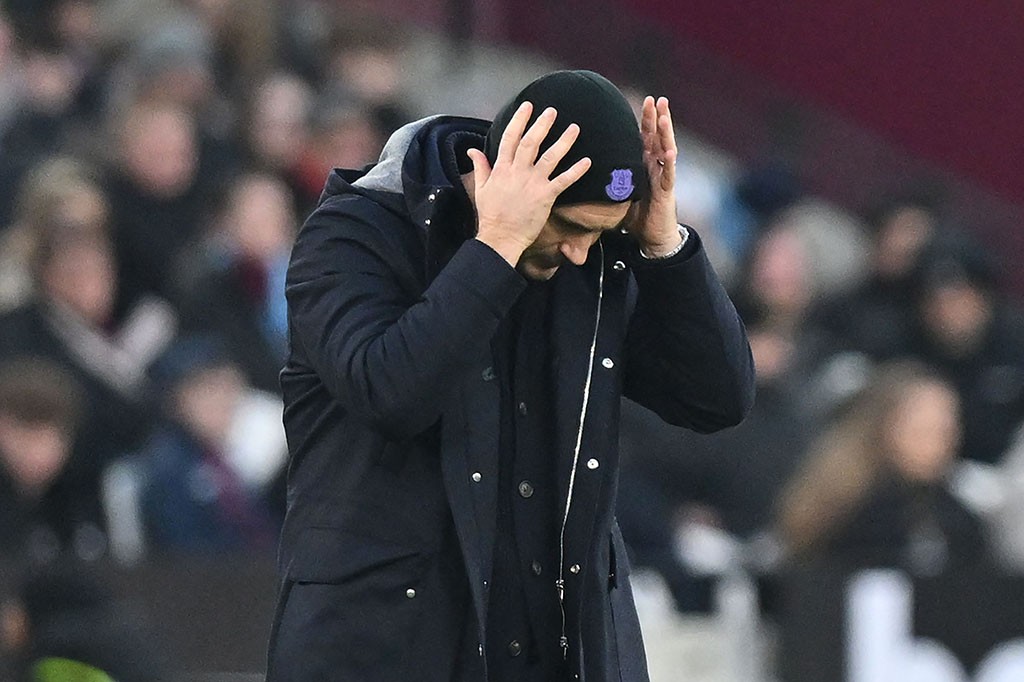 Everton resmi memecat pelatihnya Frank Lampard, demikian diumumkan klub Liga Inggris itu dalam lamannya Senin, 23 Januari 2023 WIB.