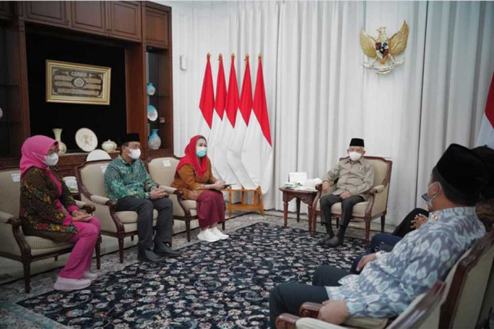 Putri Presiden Ke-4 R1 Abdurrahman Wahid (Gus Dur), Zannuba Ariffah Chafsoh atau Yenny Wahid menemui Wakil Wapres Ma’ruf Amin di Kediaman Resmi Wapres, Jl Diponegoro Nomor 2, Jakarta Pusat, Selasa, 24 Januari 2023.