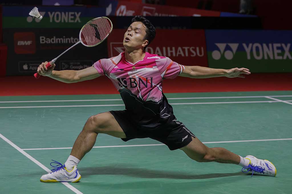 Anthony Sinisuka Ginting melaju ke babak kedua Indonesia Masters 2023 dengan menundukkan Lee Cheuk Yiu dua gim langsung 21-17, 21-12. 