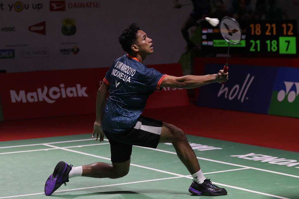 Tunggal putra Indonesia Chico Aura Dwi Wardoyo juga melaju ke babak 16 besar Indonesia Masters usai menundukkan tunggal putra India Priyanshu Rajawat dengan skor 18-21, 21-18, 21-18. 