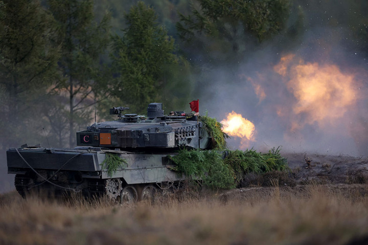 Negara tersebut telah mengatasi kekhawatirannya mengenai pengiriman persenjataan berat yang Kiev anggap penting untuk mengalahkan invasi Rusia meskipun Moskow menganggap tindakan tersebut sebagai provokasi yang tidak dibutuhkan.