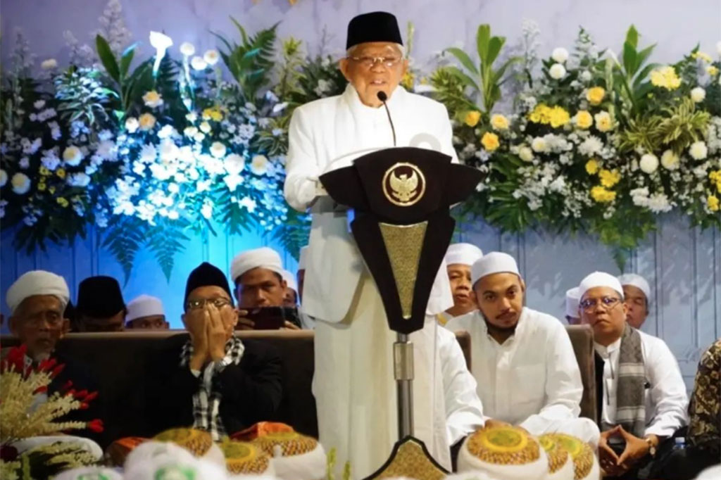 Dalam sambutannya, Wapres menyampaikan bahwa KH Muhammad Zaini Abdul Ghani atau yang dikenal dengan Abah Guru Sekumpul merupakan orang saleh.