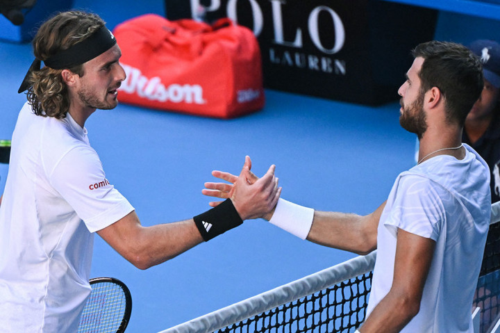 Tsitsipas menapak partai puncak usai meraih kemenangan atas Karen Khachanov di babak semifinal dengan skor 7-6(2), 6-4, 6-7(6), 6-3.