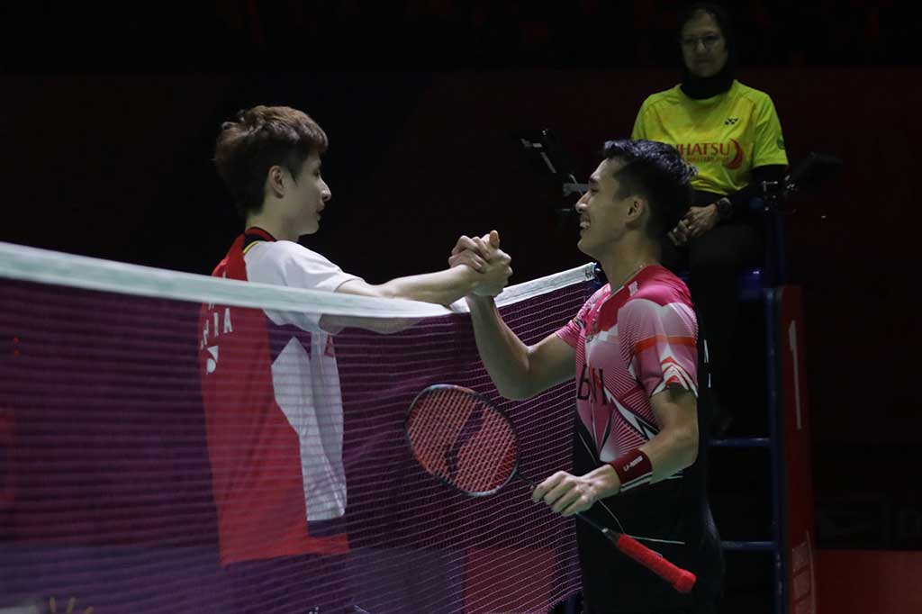 Jojo akhirnya mengantongi tiket final setelah menang tiga set atas Shu Yu Qi dengan skor 21-13, 15-21, 21-19, dalam waktu 1 jam 13 menit. 